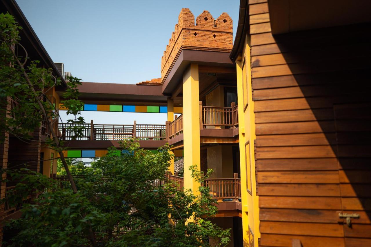 צ'יאנג מאי At Gate Thaphae Hotel מראה חיצוני תמונה